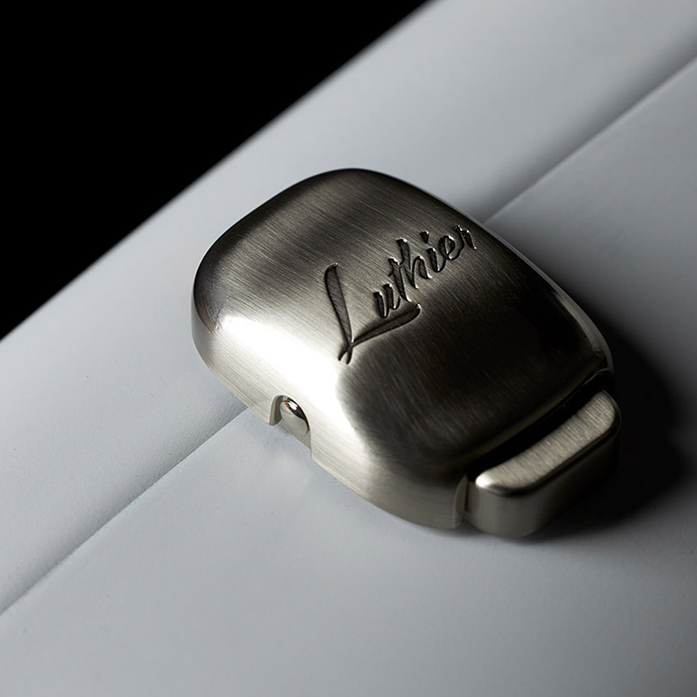 Leona Carbon Guitar Case | Matte White