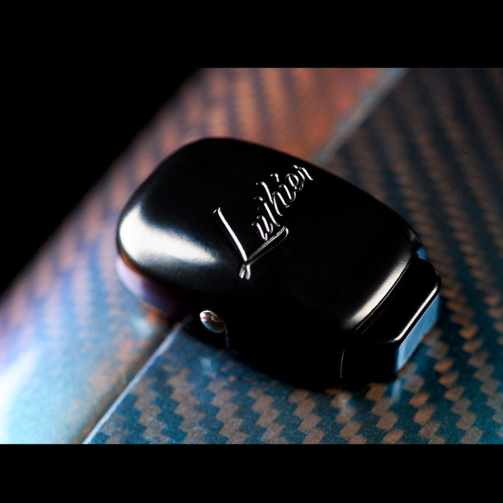 Leona Carbon Guitar Case | Galaxy Neptune